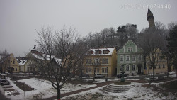 Náměstí, Hrad a Trůba