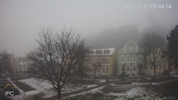 Náměstí, Hrad a Trůba