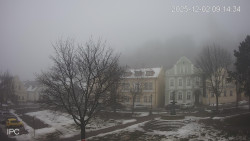 Náměstí, Hrad a Trůba