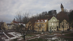 Náměstí, Hrad a Trůba