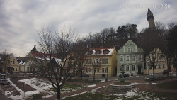 Náměstí, Hrad a Trůba