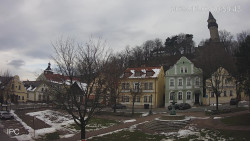 Náměstí, Hrad a Trůba