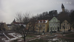 Náměstí, Hrad a Trůba