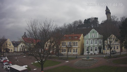 Náměstí, Hrad a Trůba