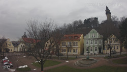 Náměstí, Hrad a Trůba