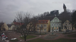 Náměstí, Hrad a Trůba