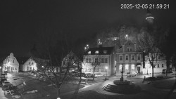 Náměstí, Hrad a Trůba