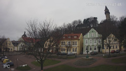 Náměstí, Hrad a Trůba