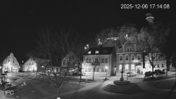 Náměstí, Hrad a Trůba