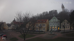 Náměstí, Hrad a Trůba