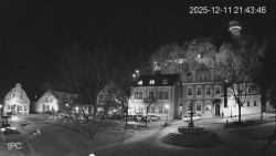 Náměstí, Hrad a Trůba