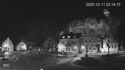 Náměstí, Hrad a Trůba