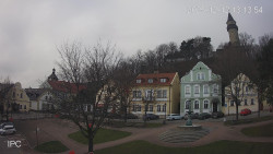 Náměstí, Hrad a Trůba