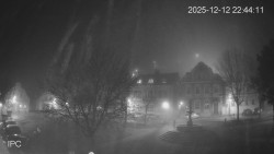 Náměstí, Hrad a Trůba