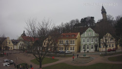 Náměstí, Hrad a Trůba