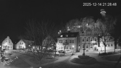 Náměstí, Hrad a Trůba