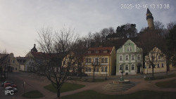 Náměstí, Hrad a Trůba