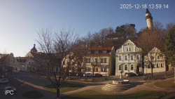 Náměstí, Hrad a Trůba