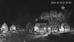 Náměstí, Hrad a Trůba