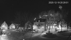 Náměstí, Hrad a Trůba