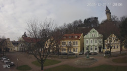 Náměstí, Hrad a Trůba