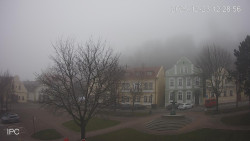 Náměstí, Hrad a Trůba