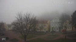 Náměstí, Hrad a Trůba