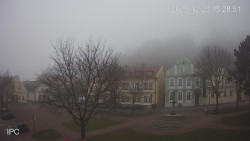 Náměstí, Hrad a Trůba