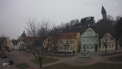 Náměstí, Hrad a Trůba