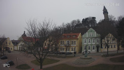 Náměstí, Hrad a Trůba