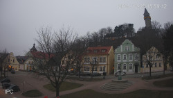 Náměstí, Hrad a Trůba