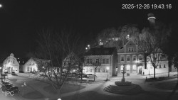 Náměstí, Hrad a Trůba