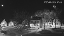 Náměstí, Hrad a Trůba