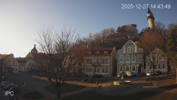 Náměstí, Hrad a Trůba