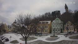 Náměstí, Hrad a Trůba