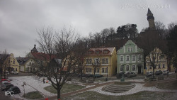 Náměstí, Hrad a Trůba