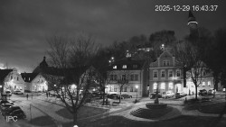 Náměstí, Hrad a Trůba