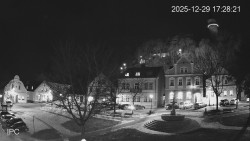 Náměstí, Hrad a Trůba