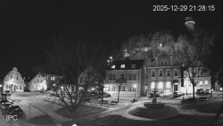 Náměstí, Hrad a Trůba