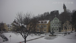 Náměstí, Hrad a Trůba