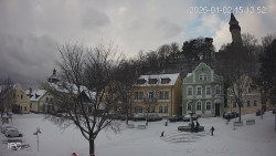 Náměstí, Hrad a Trůba