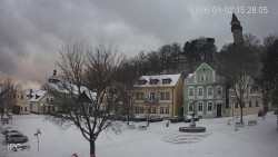 Náměstí, Hrad a Trůba