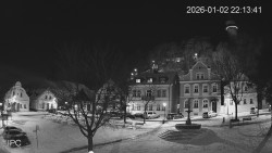 Náměstí, Hrad a Trůba