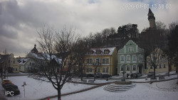 Náměstí, Hrad a Trůba