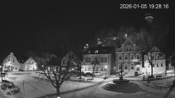 Náměstí, Hrad a Trůba