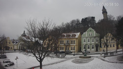 Náměstí, Hrad a Trůba