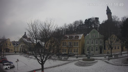 Náměstí, Hrad a Trůba