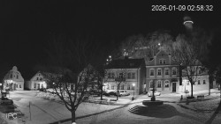 Náměstí, Hrad a Trůba