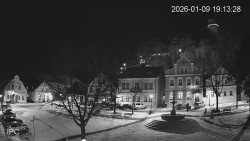 Náměstí, Hrad a Trůba