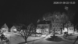 Náměstí, Hrad a Trůba